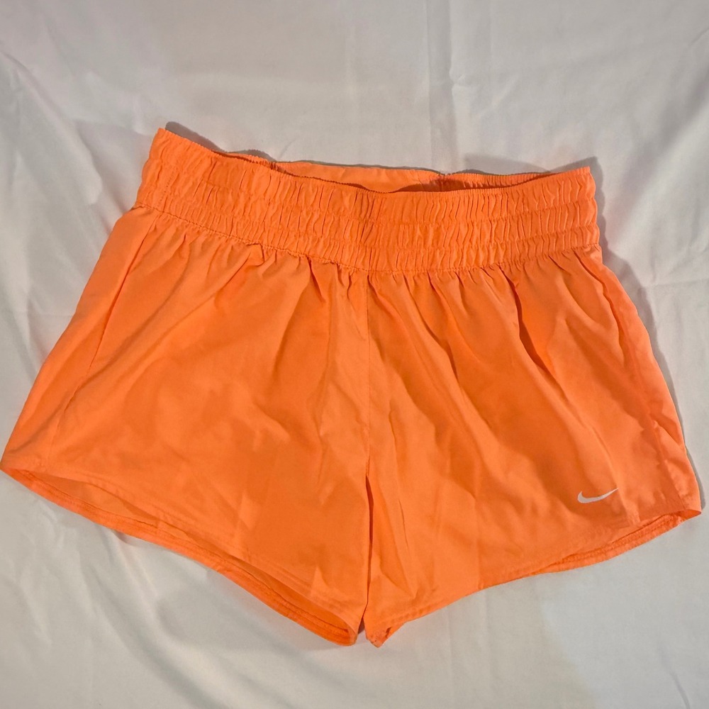 Nike One Dri-FIT Womens Running Shorts Neon Orange Smocked Waist Size Small